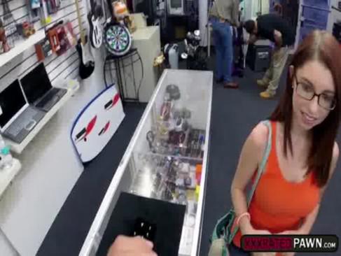 Hot brunette gets easily seduced and her cunt gets rammed at the pawnshop